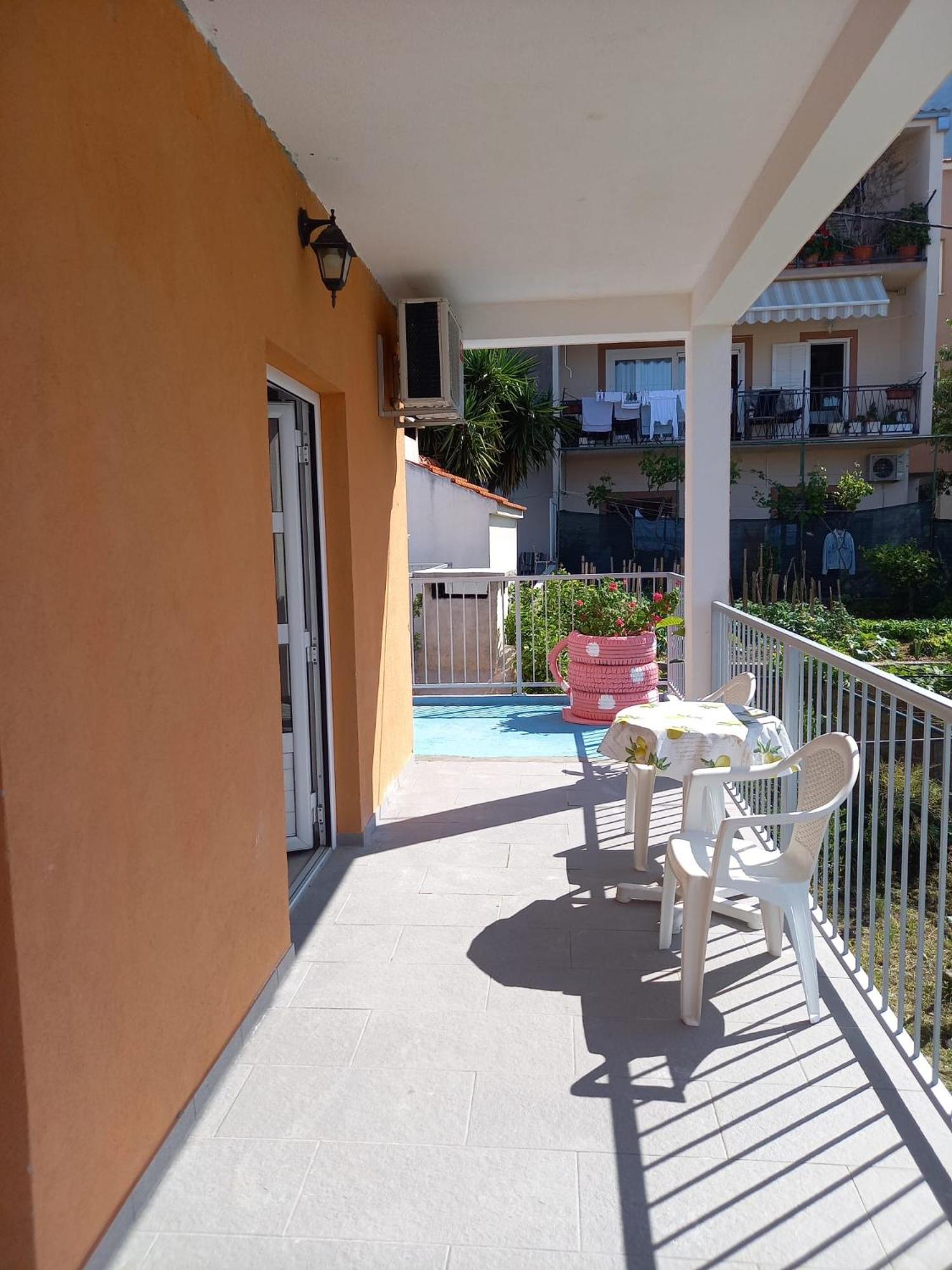 Apartment Zrno Makarska Eksteriør bilde